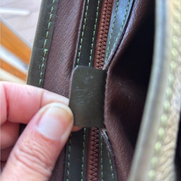 Authentic Celine leather crossbody bag - Picture 9 of 10